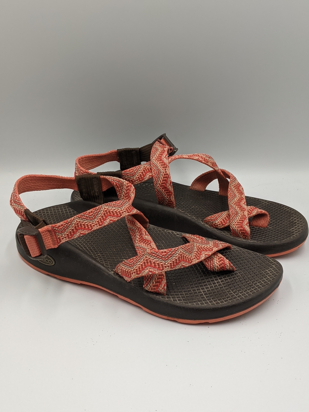 Chaco Beaded Sandals Womens Size 9 Strappy Sport Hiking Comfort Shoes